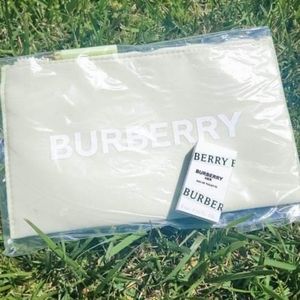 Burberry HER edt